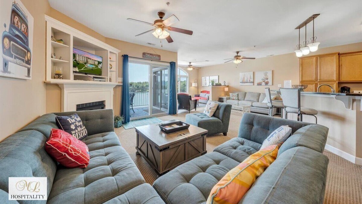 Huddleston Resort | 3 bedroom resort ML beautiful SML condo w/ indoor pool WiFi and dinning.