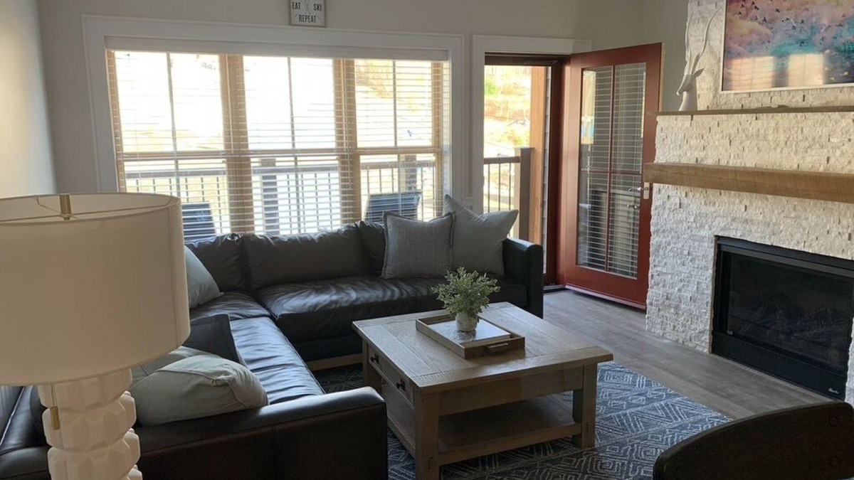 North Conway Condo | 3 Bedroom Slope-side Condo at Cranmore Mountain. Minutes to Storyland!