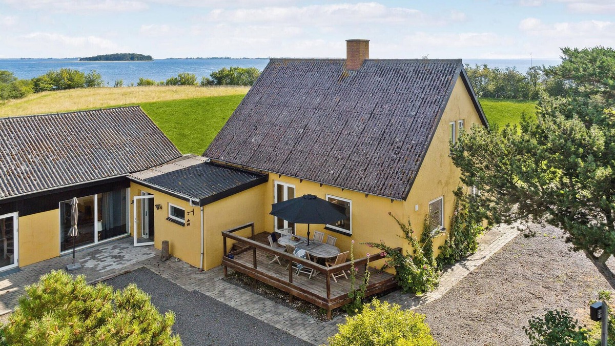 Bandholm House | 3 bedroom stunning home in Bandholm