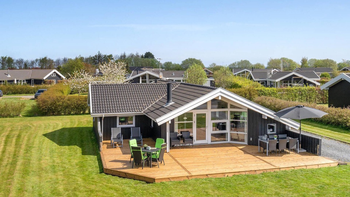 Hasmark Strand House | 3 bedroom stunning home in Otterup