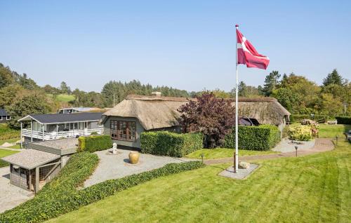 Hvalpsund House | 3 Bedroom Stunning Home In Farsø