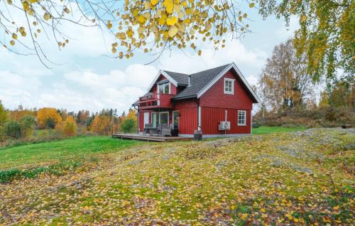 Viken House | 3 Bedroom Stunning Home In Årjäng