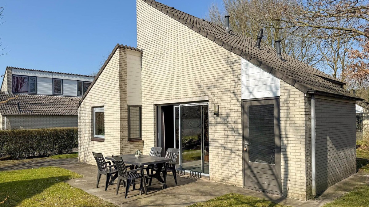 Hoeven House | 3 bedroom stunning home in Hoeven