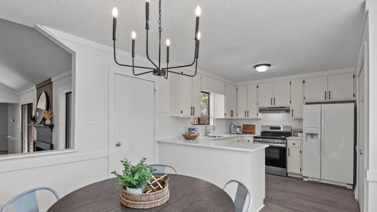 Goldrock House | 3-bedroom townhome in Rocky Mount with AC, WiFi