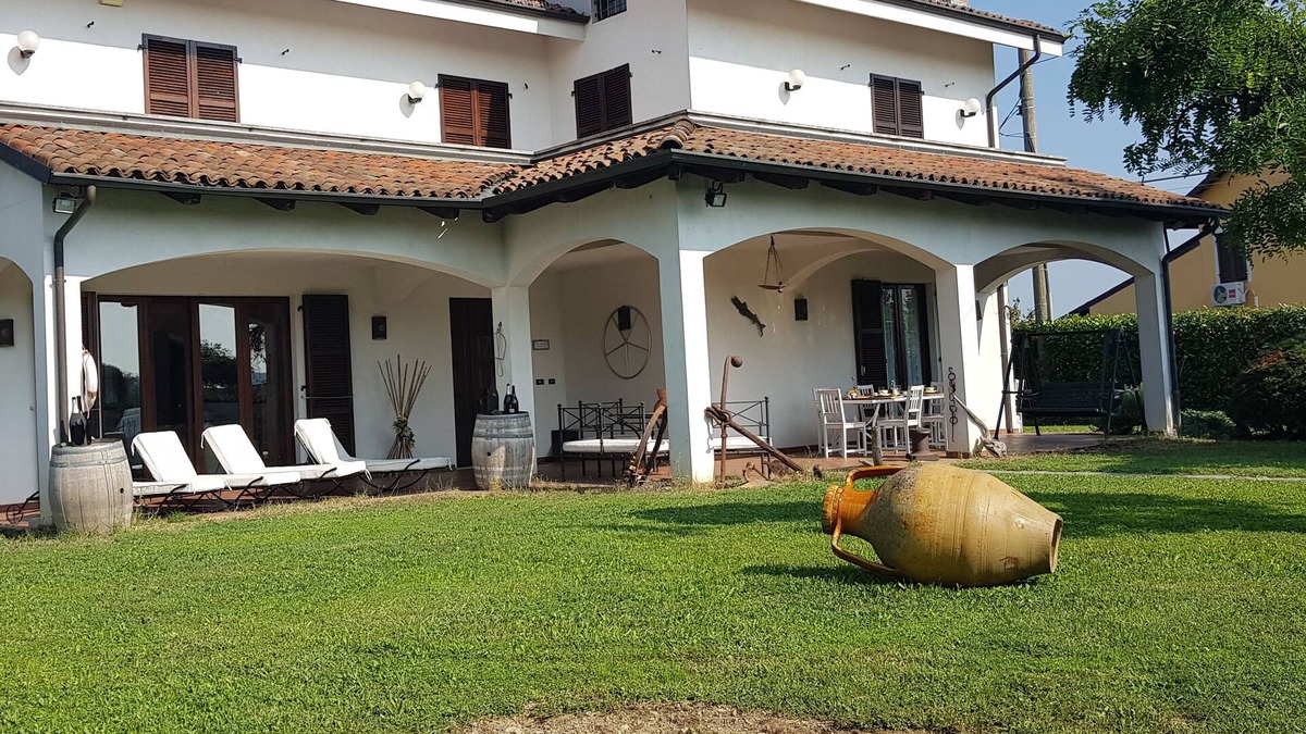 Tigliole Villa | 3 Bedroom Villa in Tigliole