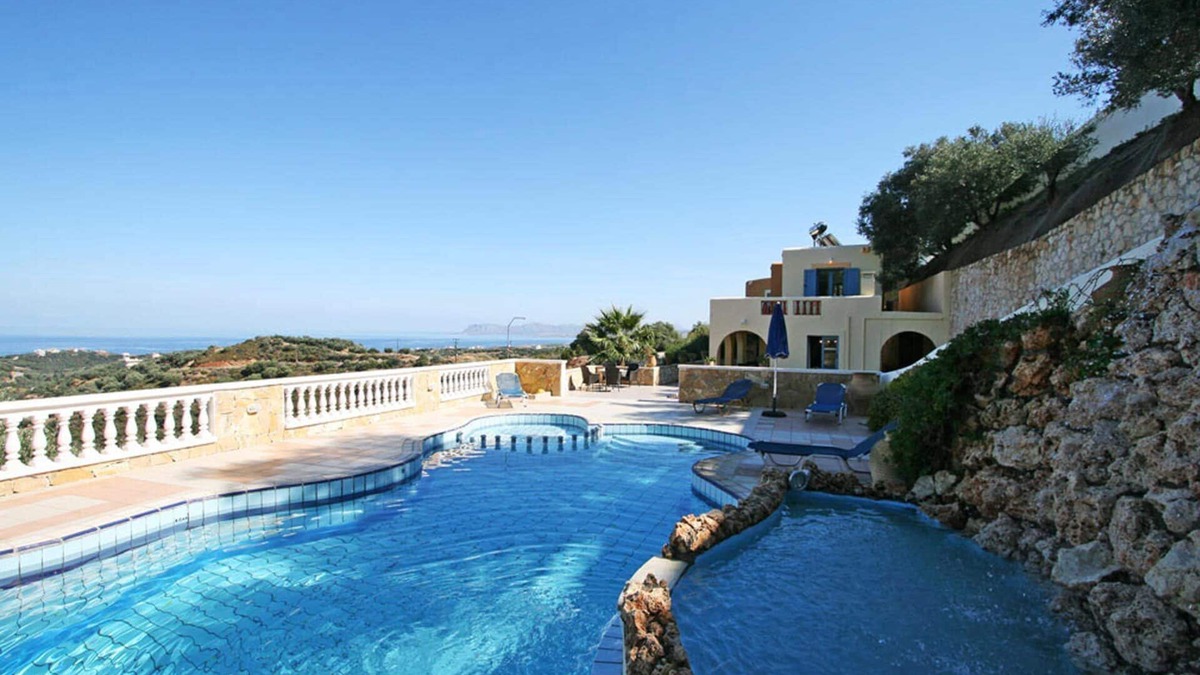 Agia Villa | 3-bedroom Villa Kalypso With A Private (heated) Pool