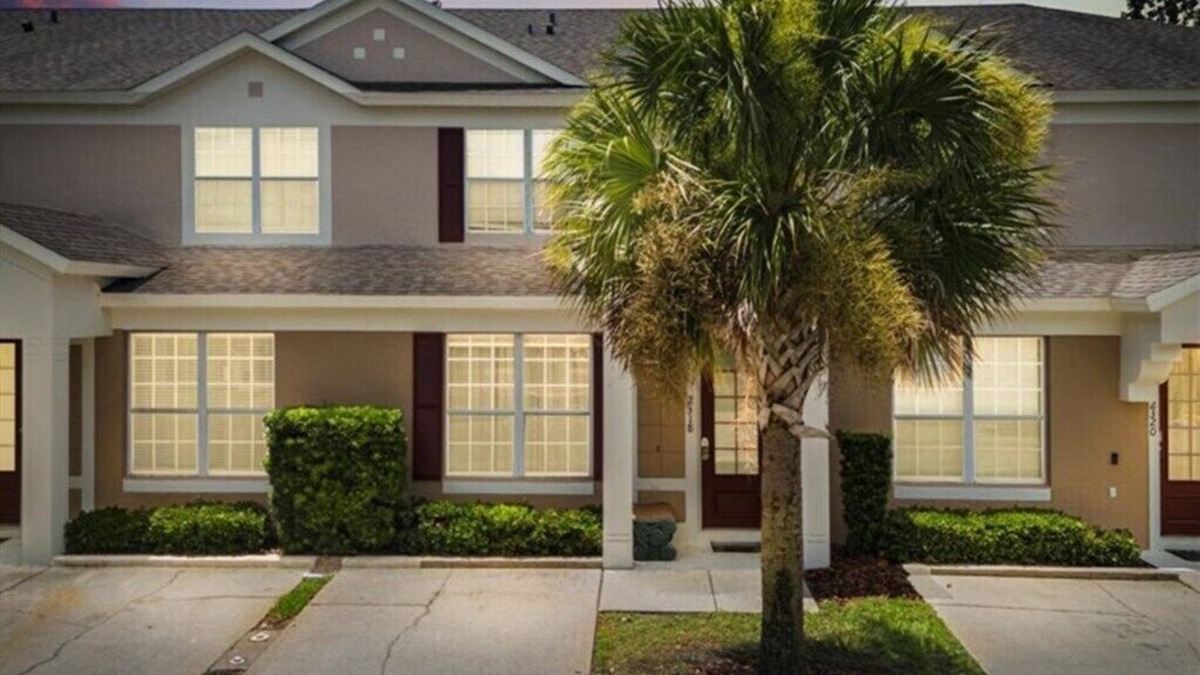 Windsor Palms House | 3 Bedrooms/3 Bathrooms/Windsor Palms (2318SP)
