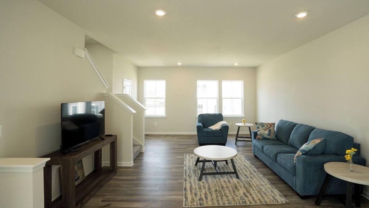 Ranson House | 3 bedrooms. close to Harpers Ferry. peloton bike/workout room. playground