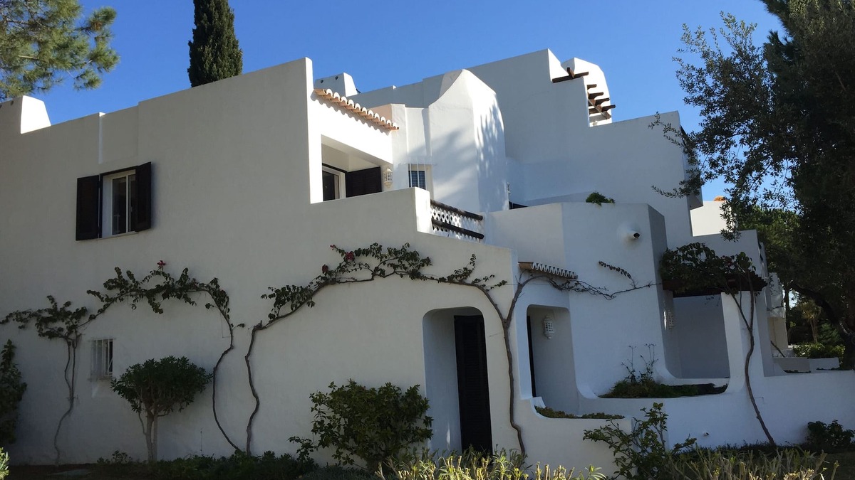 Albufeira Apartment | 3 bedrooms in Balaia Golf Village with South facing patios and Balconies