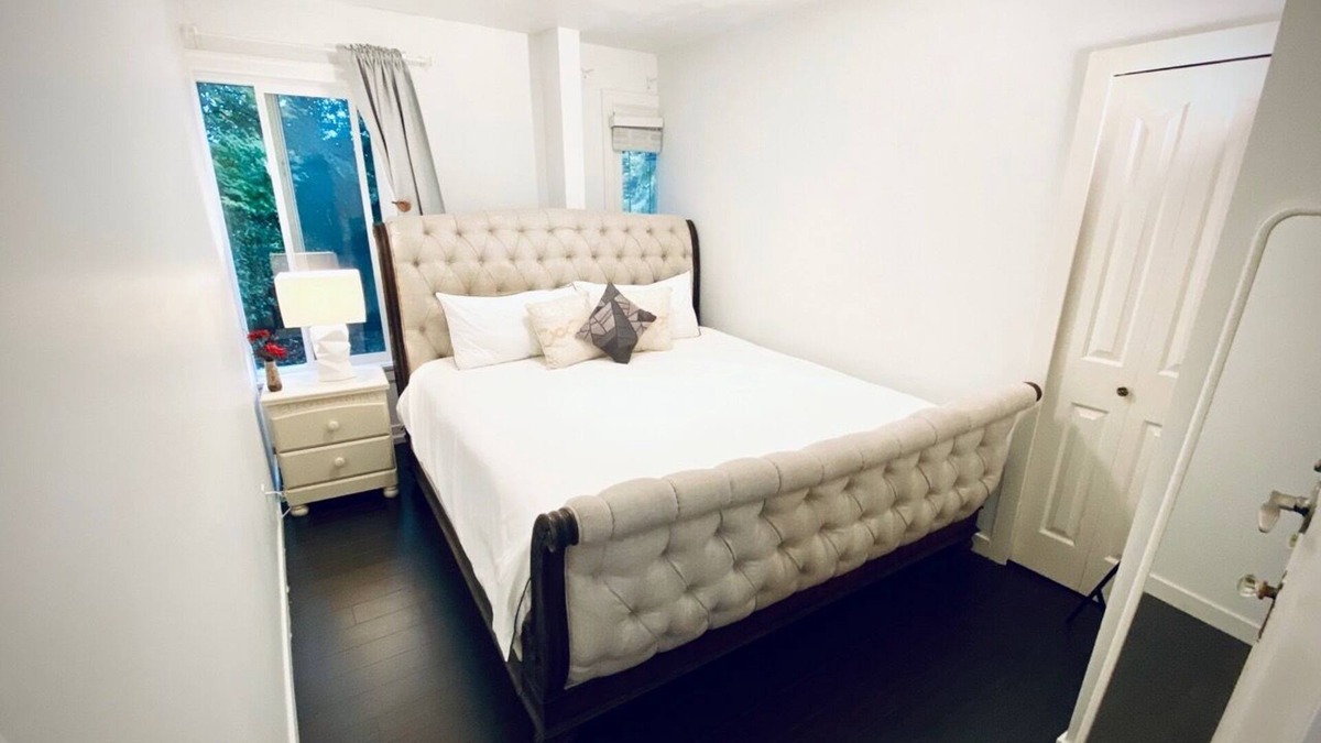 Shaughnessy Apartment | 3 Bedrooms, UBC, New Renovated, Millions$$Home, Full Private, Main Floor