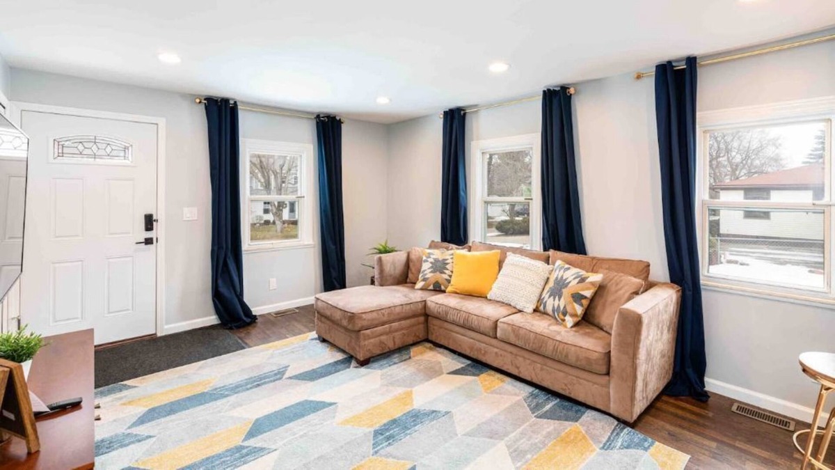 Lake Orion House | 3 Bedrooms with a Fire Pit