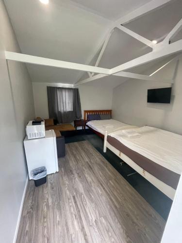 Rotorua Ski Chalet | 3 Beds including 1 Sofa Bed Chalet B