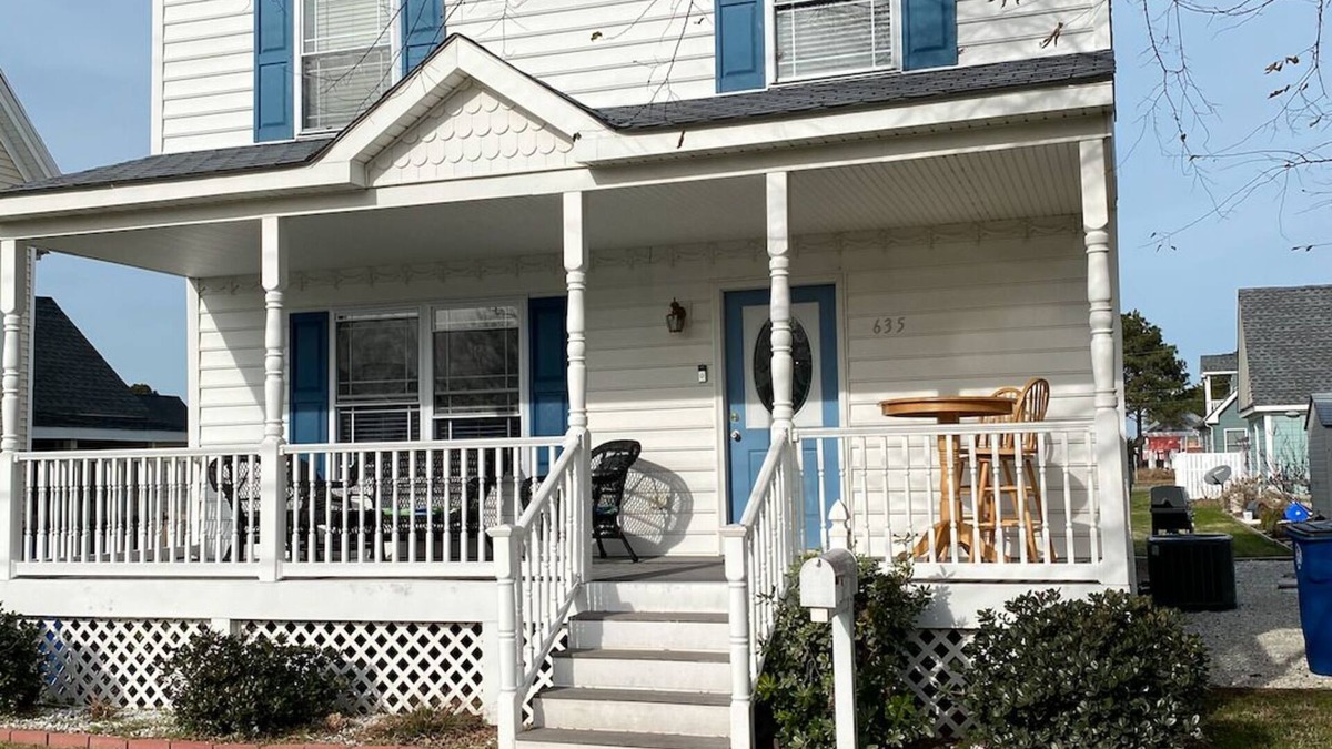 Cape Charles House | 3 BR 1.5 BA. Optional Golf Cart rental. NO pets