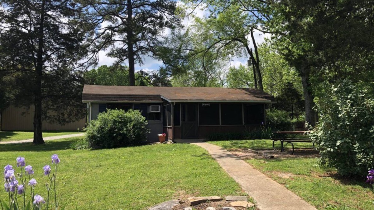 Burnside Cottage | 3 BR 1 BA Cottage - Screened in porch, lake access, playground, minutes to LCRH