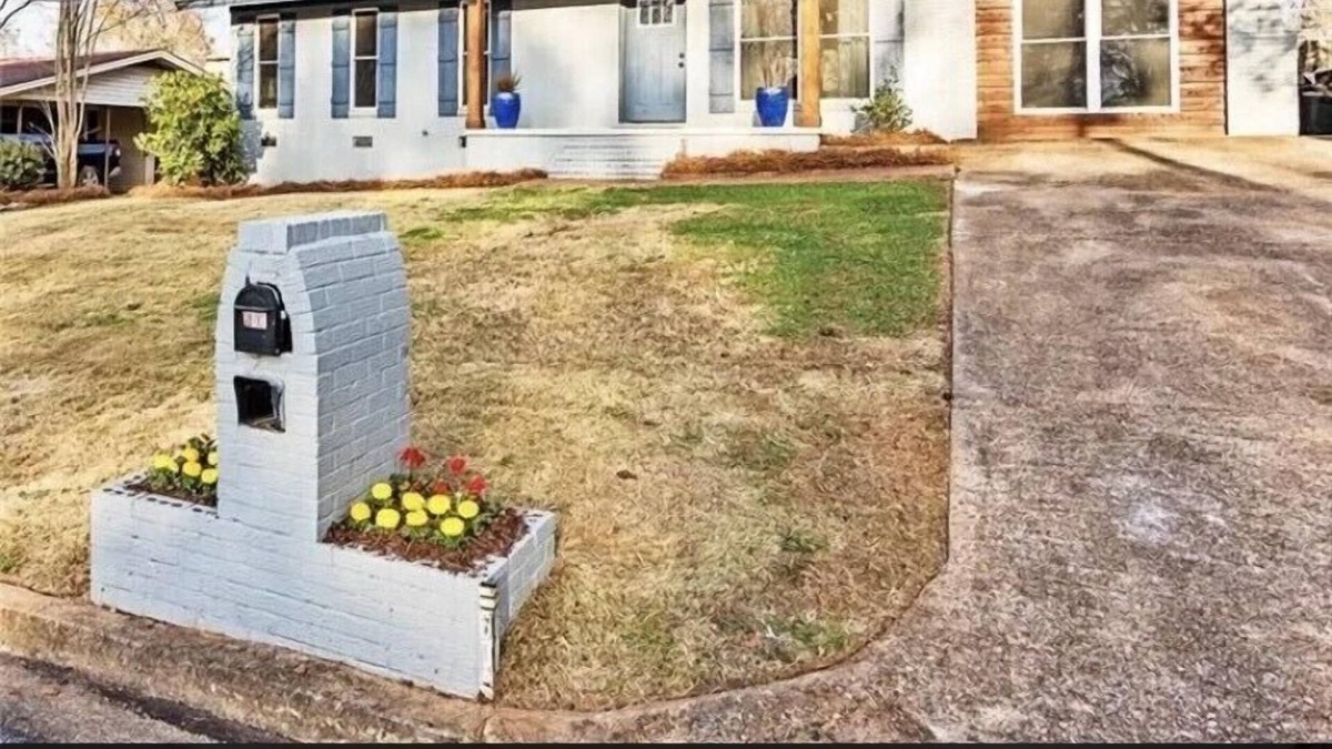 Pickwood House | 3 BR / 2 Bath rental located less than 1 mile from Jordan Hare Stadium