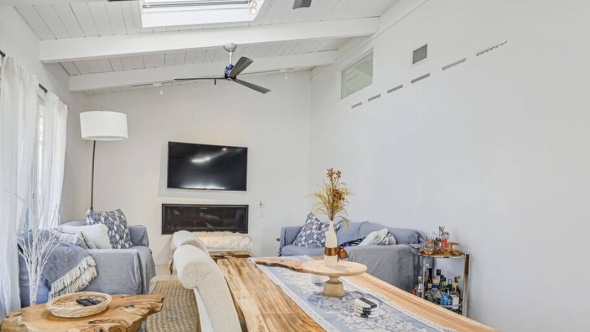 Culloden Shores House | 3 BR 2Bath Private Beach House, with Hot tub, fireplace & firepit