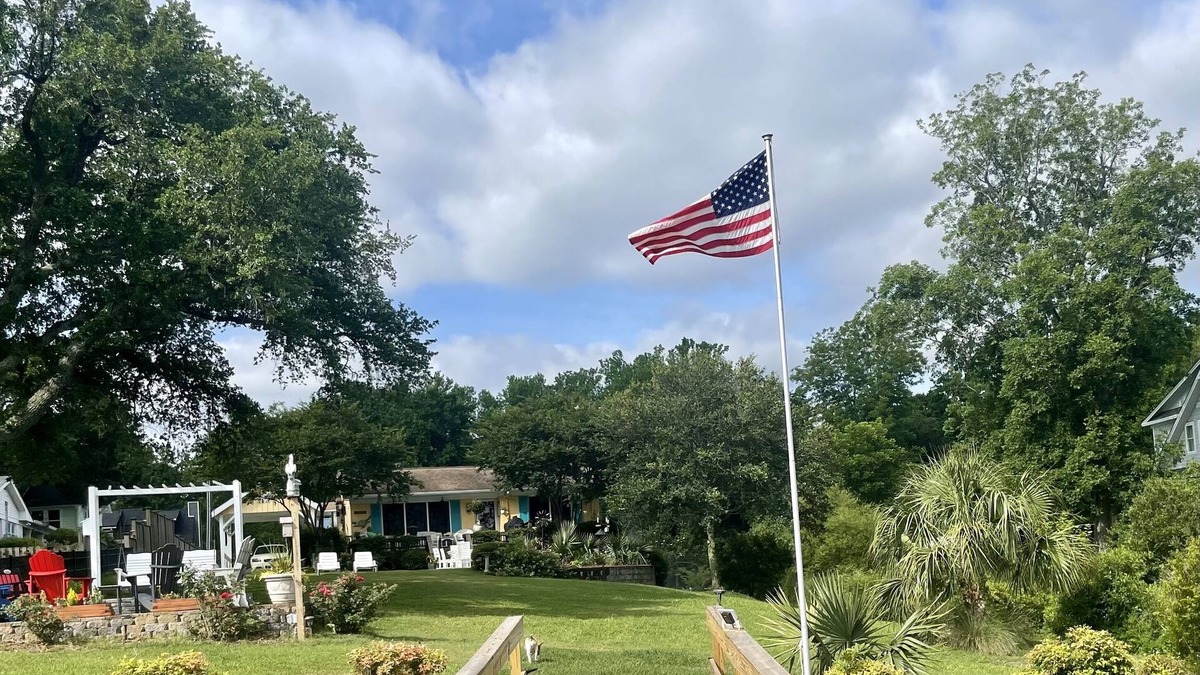 Ogden House | 3-Br 3-Bath Family n Dogs Waterfront-24’ Deep H2O Boat Slip -ICW Access Sleeps 8