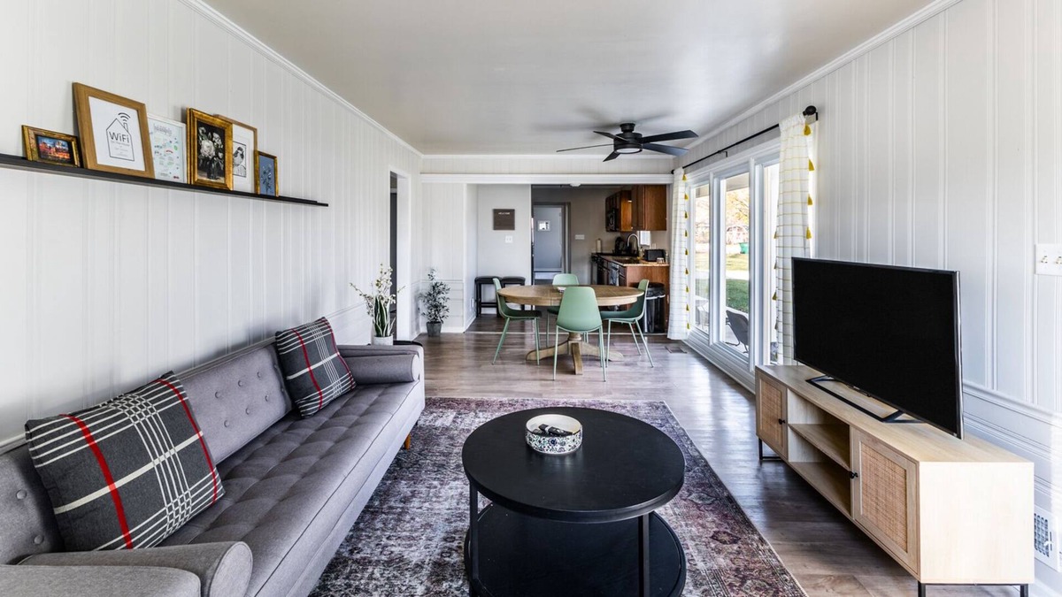 Westfield House | 3 BR at Hillcrest Dr