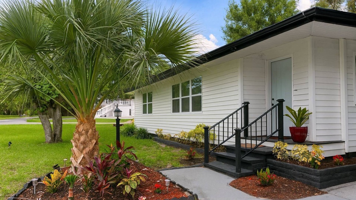 Osprey House | 3 BR Charming cozy coastal houseš¬minutes away from Siesta Key & Venice beach