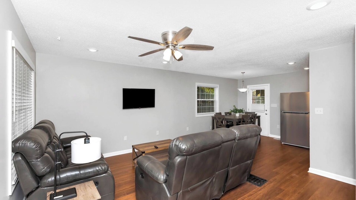 Huntsville House | 3-BR Home + Dedicated Office Space