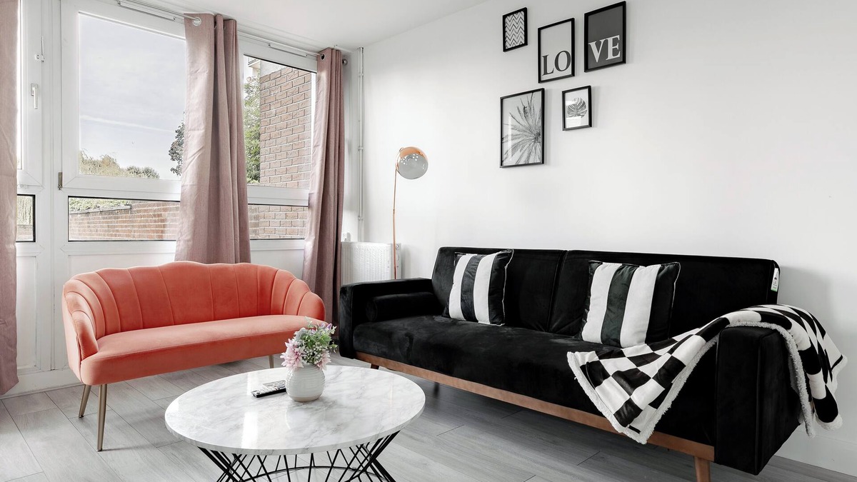 Lansbury House | 3 BR House Near DLR,Excel and O2 Arena