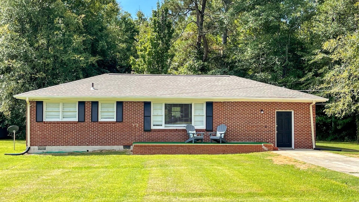 Mount Berry House | 3 BR Near Tennis Center~Golf~Berry~Shorter