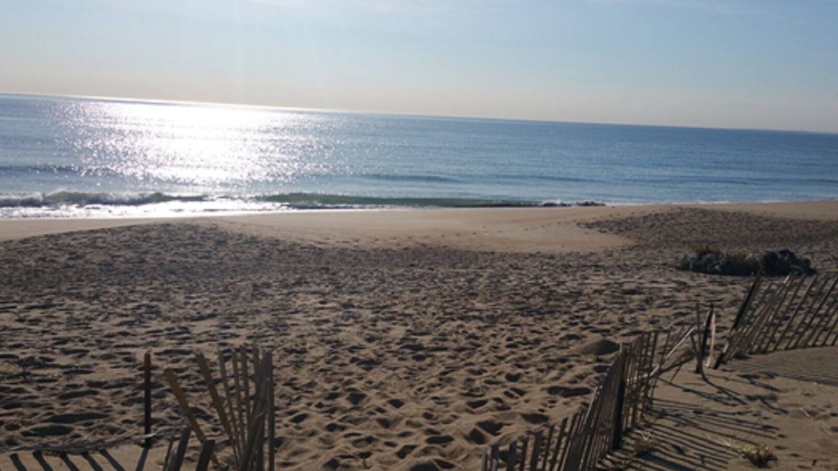 Salisbury Beach Condo | 3 BR Salisbury Beach Ocean Front Home