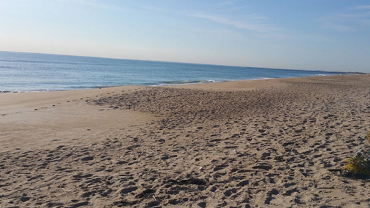 Salisbury Beach Condo | 3 BR Salisbury Beach Ocean Front Home