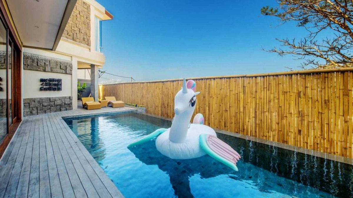 Kutuh Villa | 3 BR Secluded Villa Few Minutes to Geger Beach, South Bali Nusa Dua