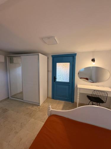 Ayvalik House | 3-BR Stylish 2-Story Greek Stone House in Cunda