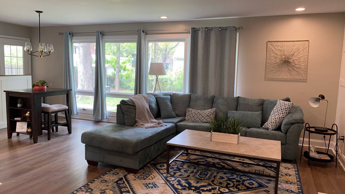Springfield House | 3 BR, w/garage &1BR set up as home office w/printer