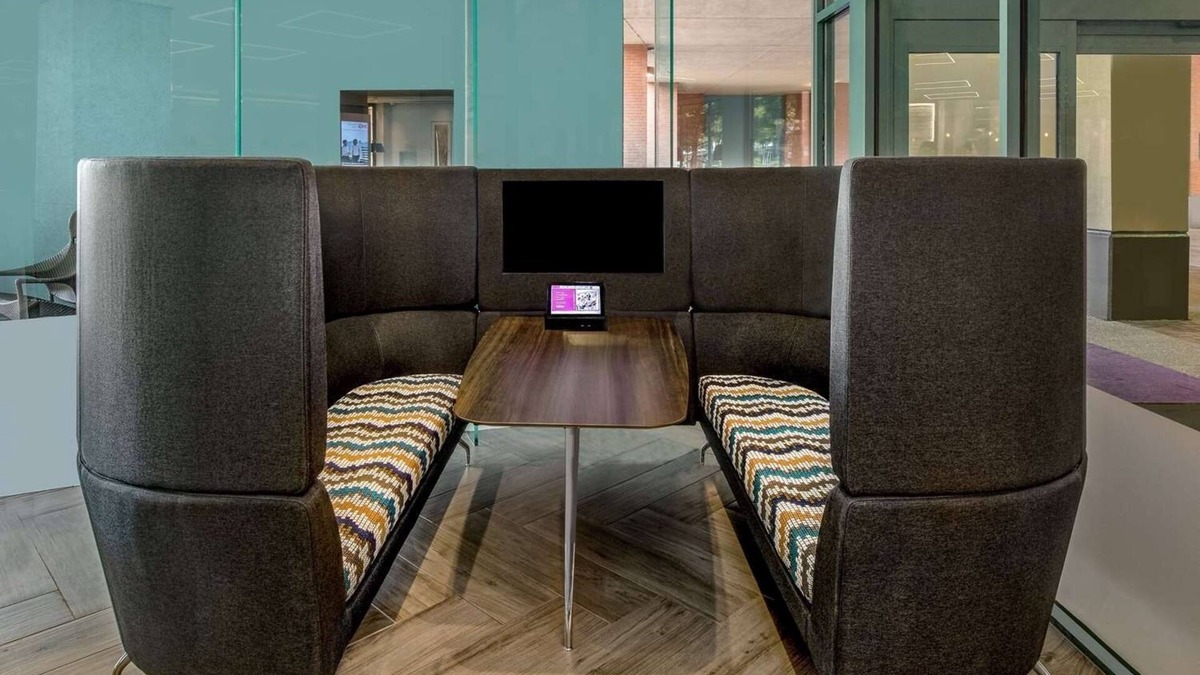 Downtown Columbus Hotel | 3 Comfortable Units, Near Ohio Historical Center! Convenient Stay!