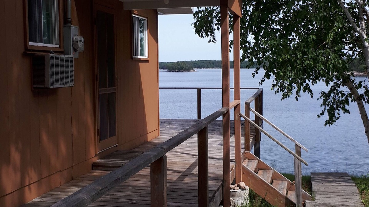 Northern Ontario Cottage | 3 Cottages on the water with a spectacular view