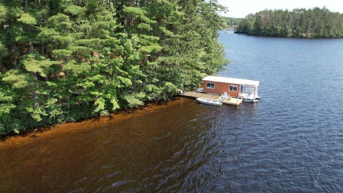 Brantingham Cabin | 3 Epic Stays on Private Island