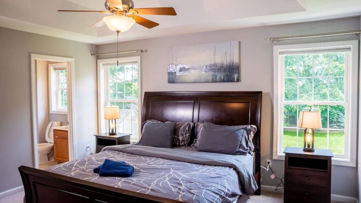 Plainville Apartment | #3 FRESHLY REDONE & NEWLY FURNISHED! A MUST SEE!