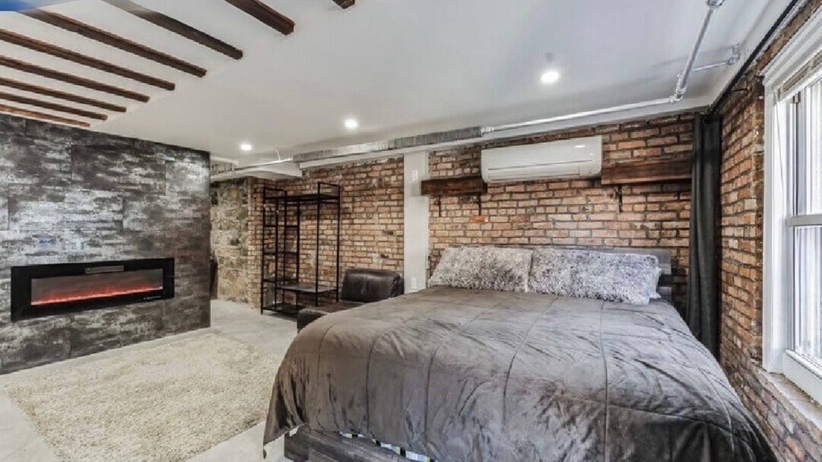 Ocean Hill Apartment | 3 Freshly Renovated Flats 1 House!