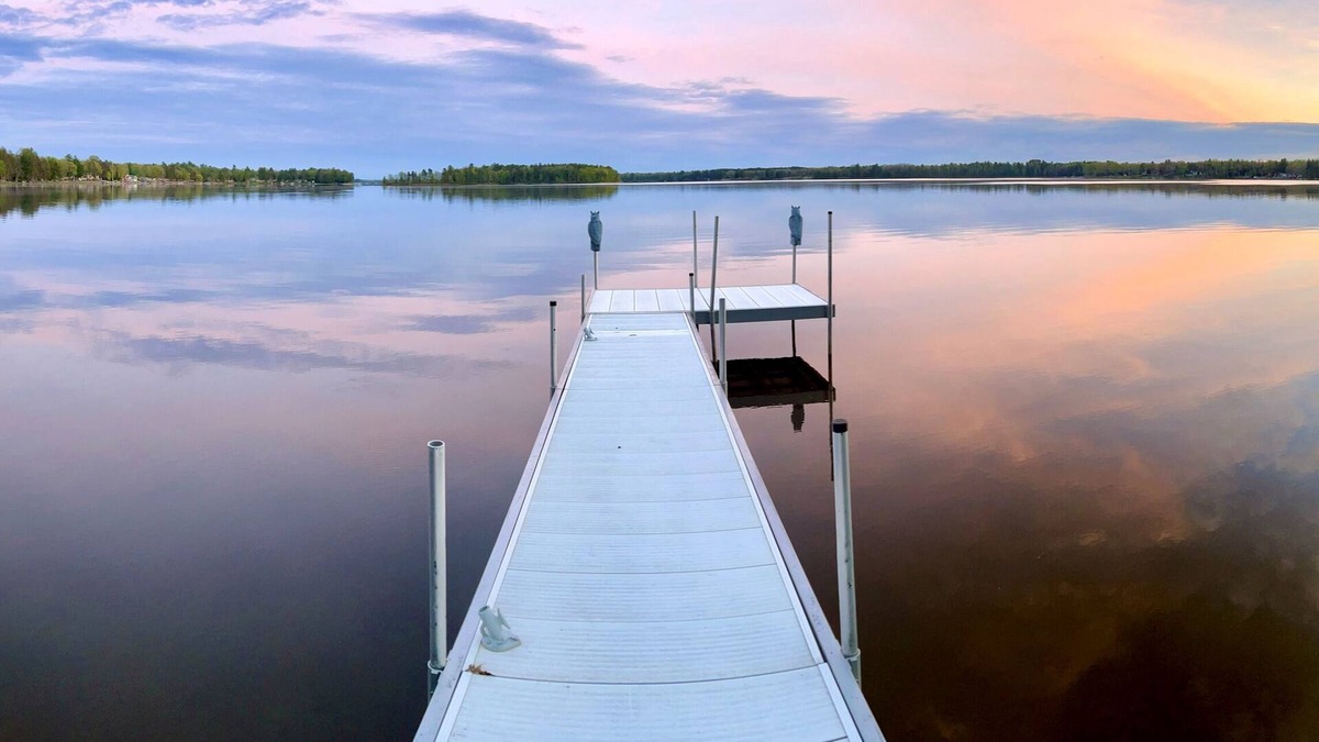 Oscoda House | 3 Full Homes & Game Room-Waterfront Private Retreat on 200 ft. of Van Etten Lake