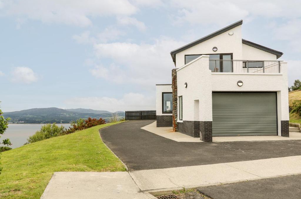 Fahan House | 3 Harbour View