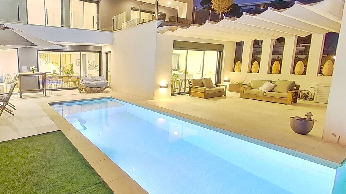 Mataro House | 3 HERMANAS PREMIUM HABITAT