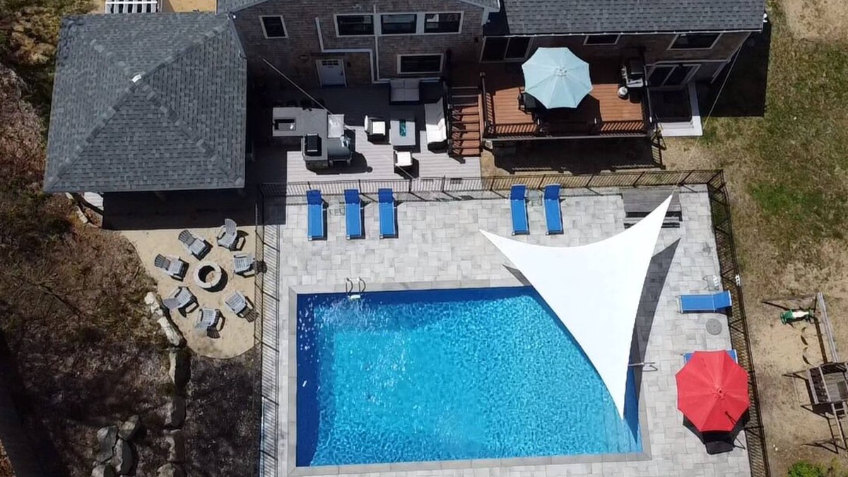 North Eastham House | 3 homes in one, pool, outdoor kitchen, wk to beach, great for multiple families