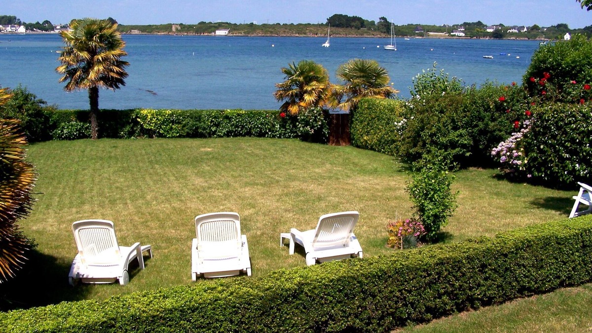 Plouhinec House | 3* house by the sea, small beach, quiet, panoramic view of the Ria d'Etel