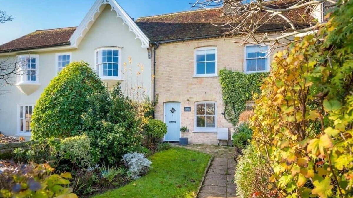 Long Melford House | 3 Lower Falkland Cottage, Long Melford