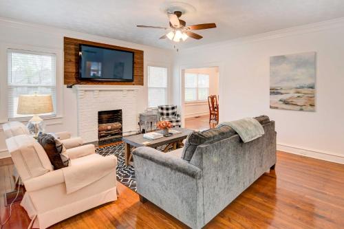 Austin Ave. House | 3 Mi to Baylor Waco Vacation Rental
