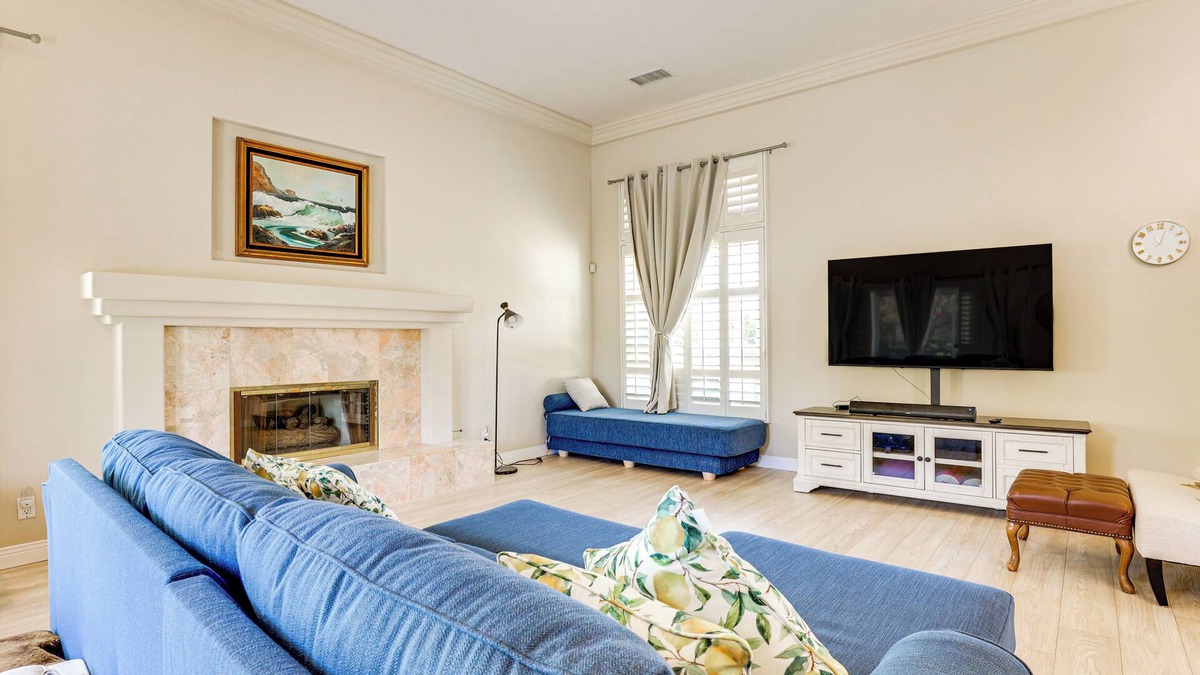 Fire Mountain House | 3 Mi to Beach: Central & Elegant Home in Oceanside
