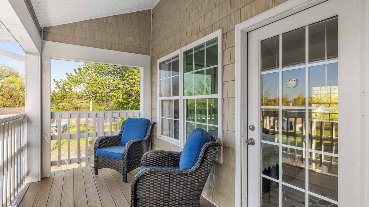 Athol Springs House | 3 Mi to Beach: Golfer's Paradise in Lake View!