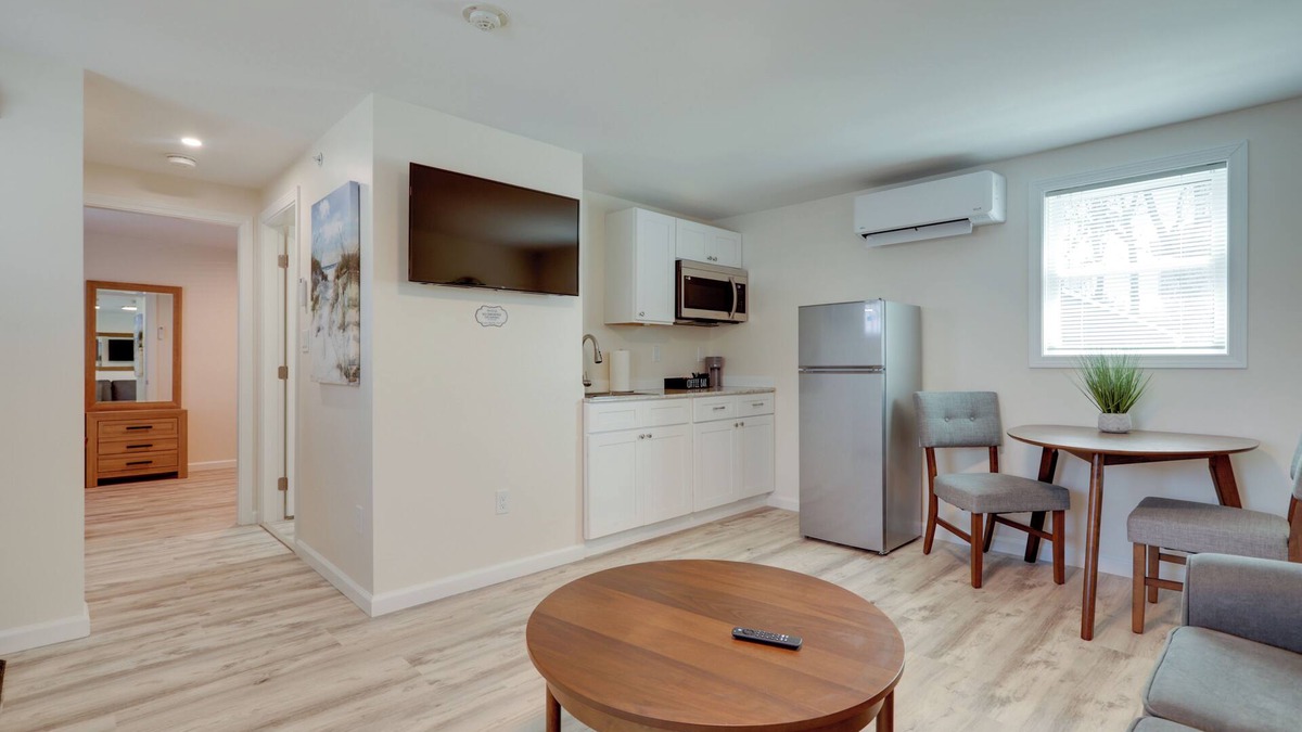 Wareham Apartment | 3 Mi to Beaches: Peaceful Wareham Getaway