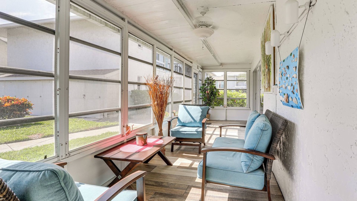 East Naples Condo | 3 Mi to Botanical Garden & Dtwn: Naples Condo