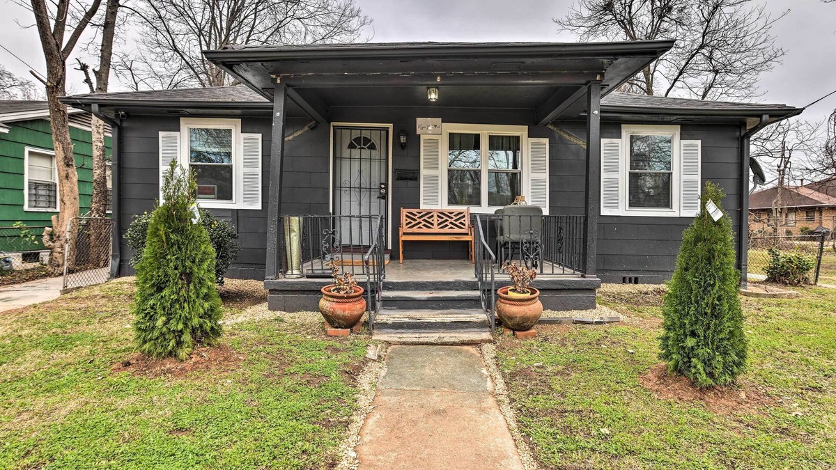 South Titusville Cottage | 3 Mi to Downtown: Family-friendly Birmingham Home