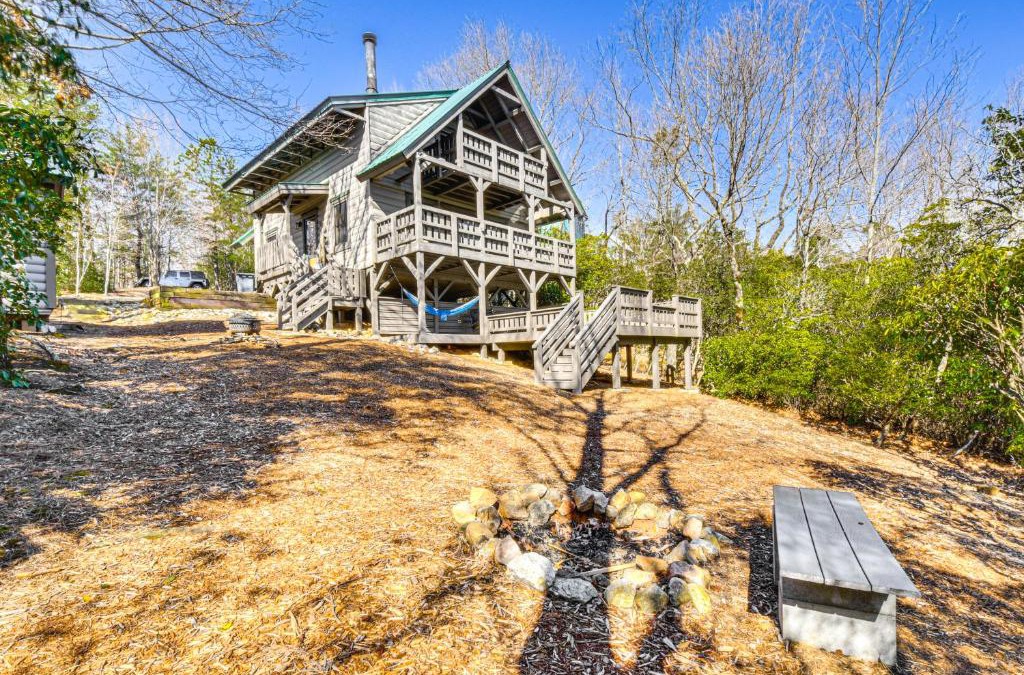 Screamer Mountain House | 3 Mi to Dtwn Clayton Cabin with Trail Access!