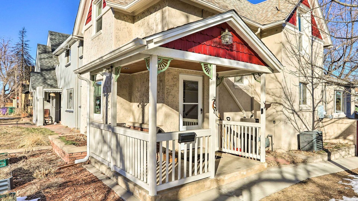 Sunnyside Apartment | 3 Mi to Dtwn: Convenient Denver Apt